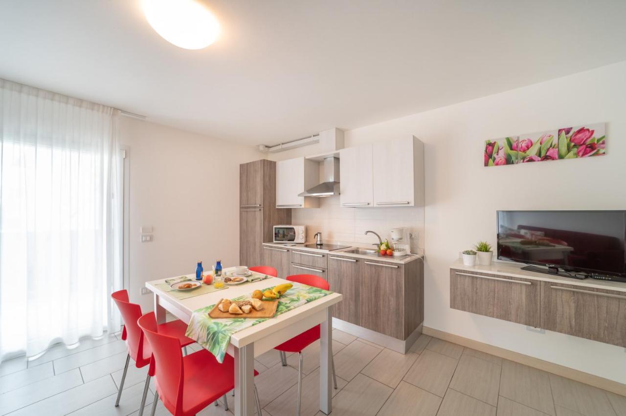Апартаменты Residenza Monica Линьяно-Саббьядоро Экстерьер фото