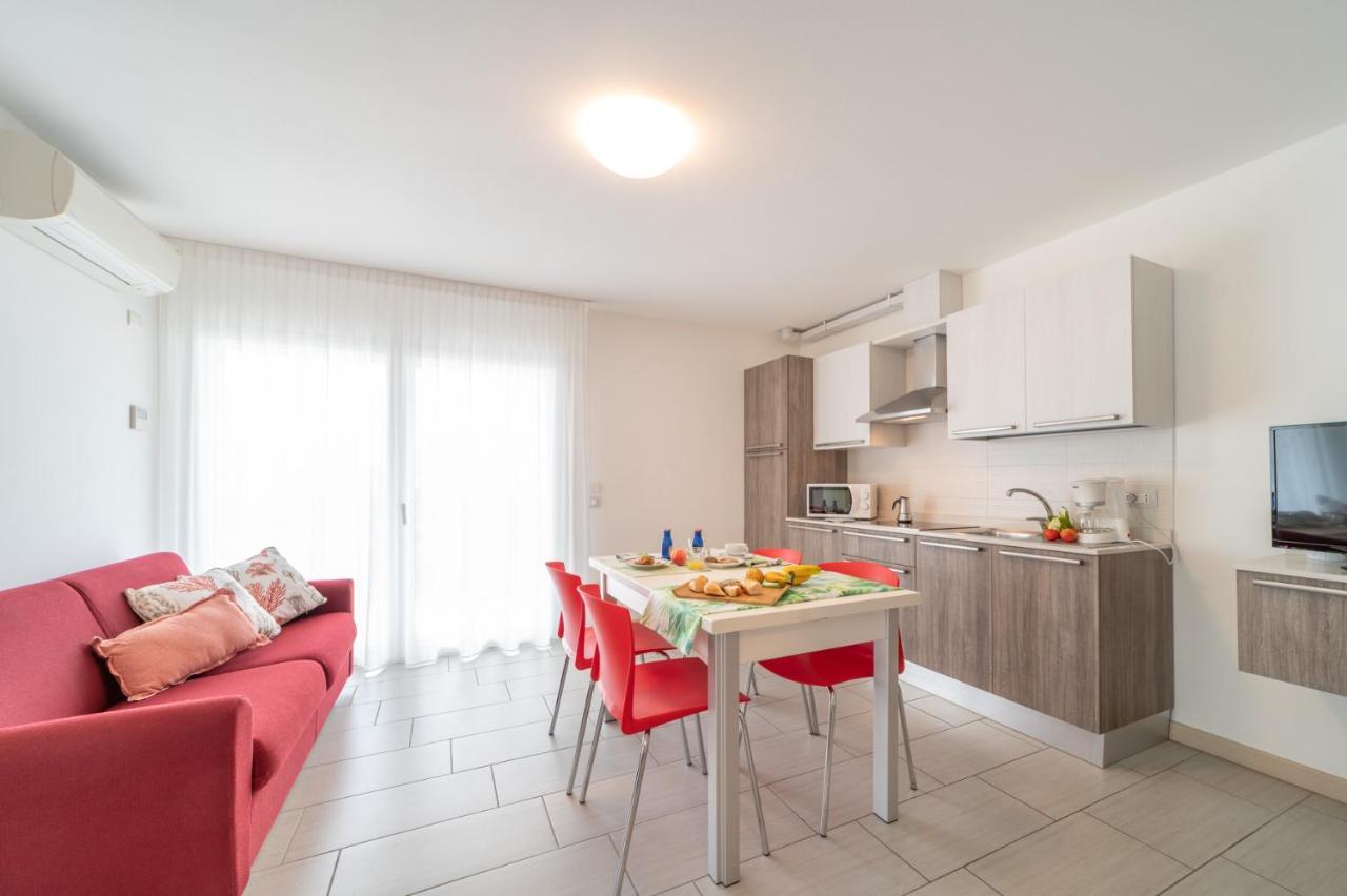 Апартаменты Residenza Monica Линьяно-Саббьядоро Экстерьер фото